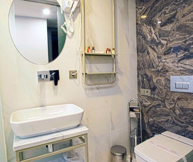 ホテル Taksim Home