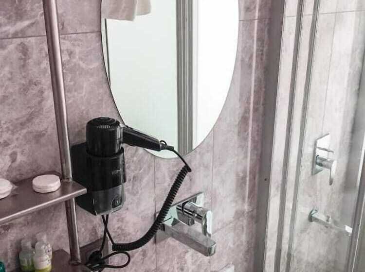 ホテル Taksim Home