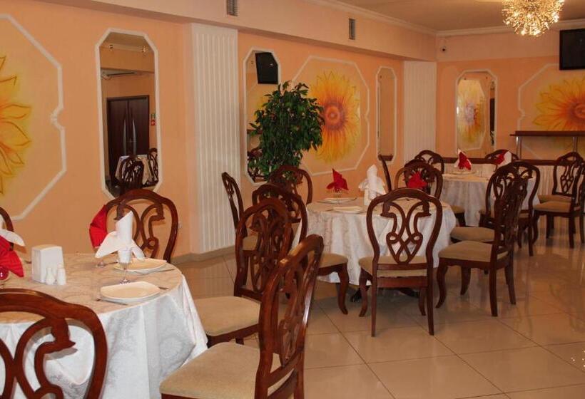 هتل Ust Kamenogorsk