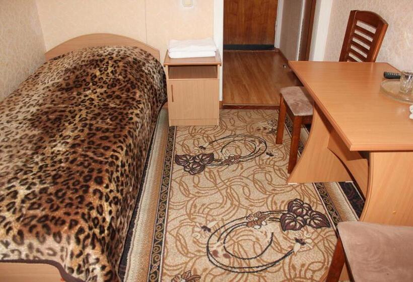 هتل Ust Kamenogorsk