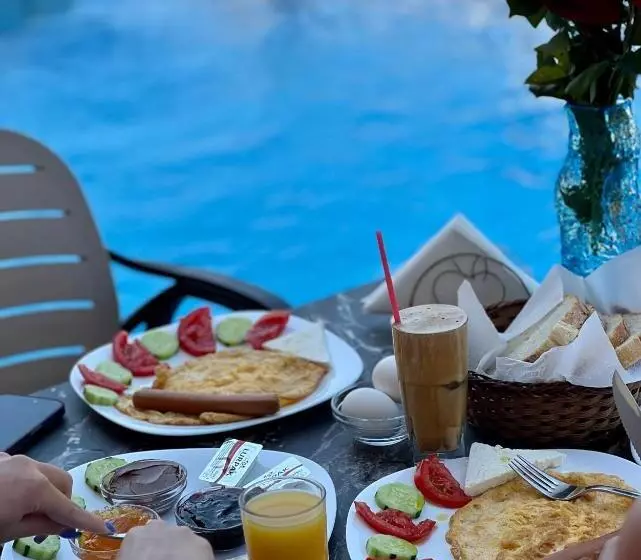 Karos Hotel Llaman