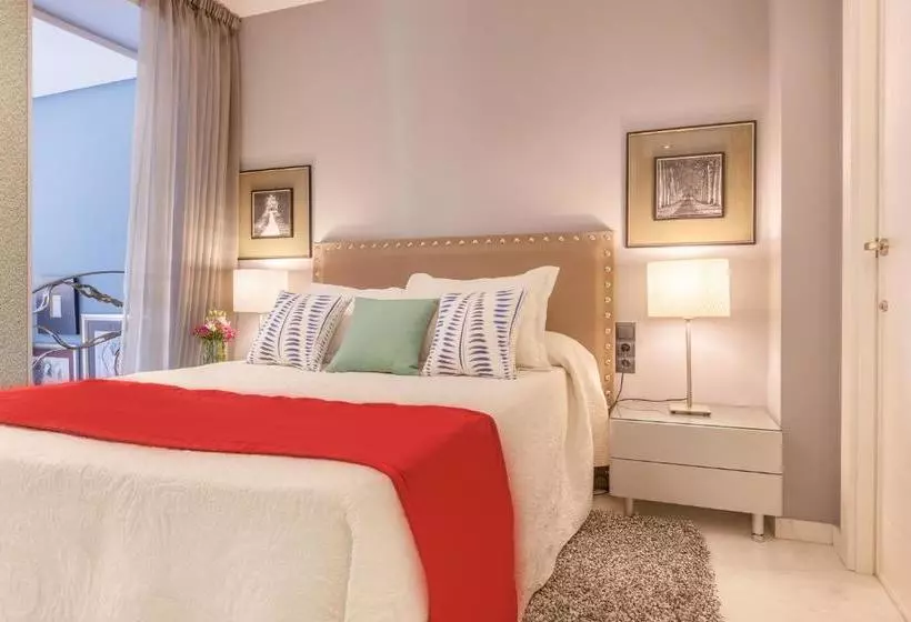 Home Club Micalet Apartments
