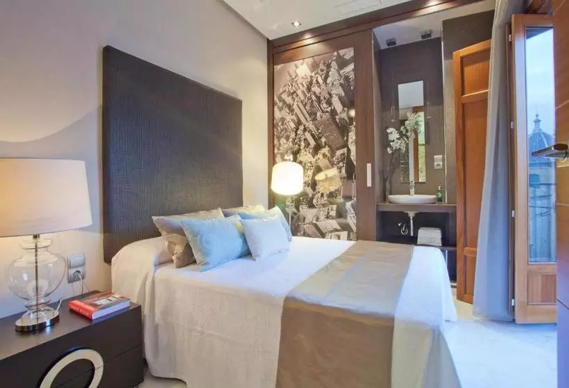 Home Club Micalet Apartments