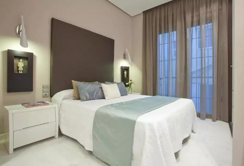 Home Club Micalet Apartments