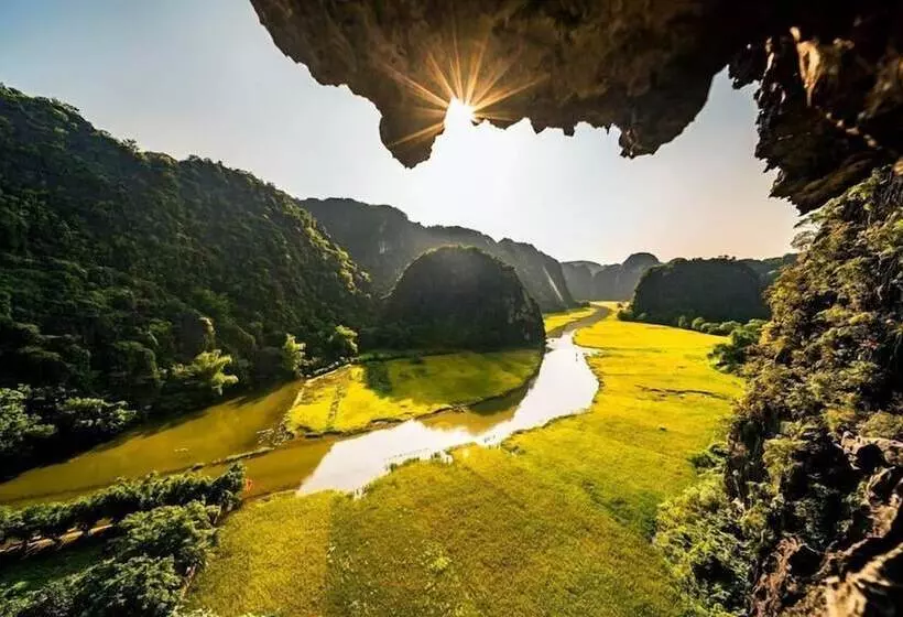 Yen Nhi Hotel Ninh Binh