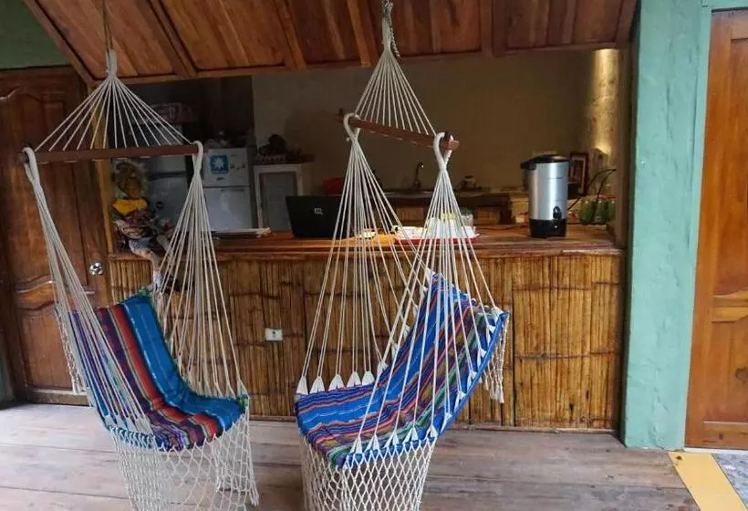 هاستل Hostal Mamacucha