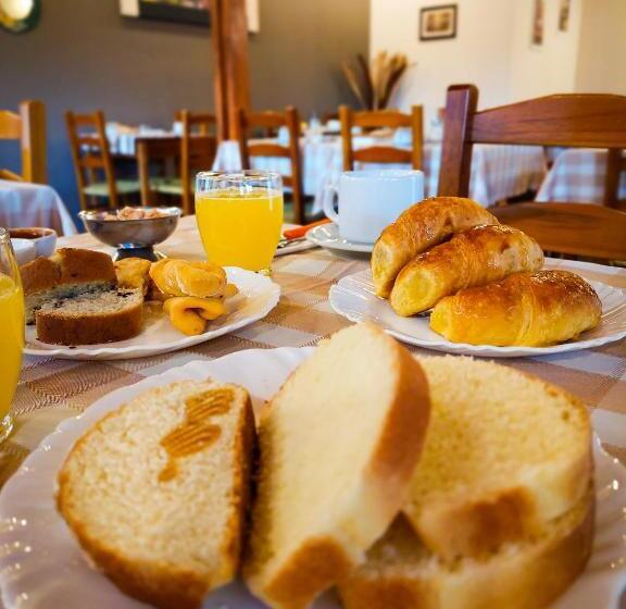 בית מלון כפרי Altos Del Iguazu