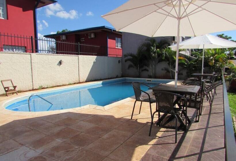 בית מלון כפרי Altos Del Iguazu