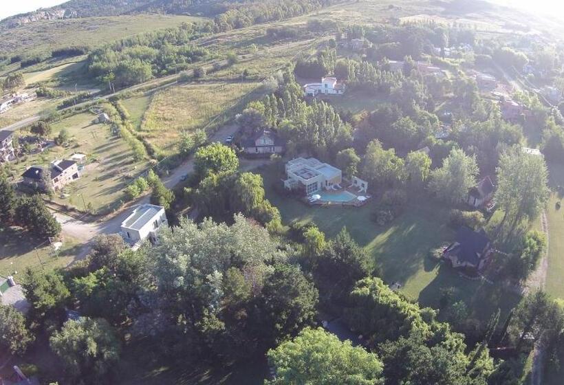 هتل Brisas Serranas