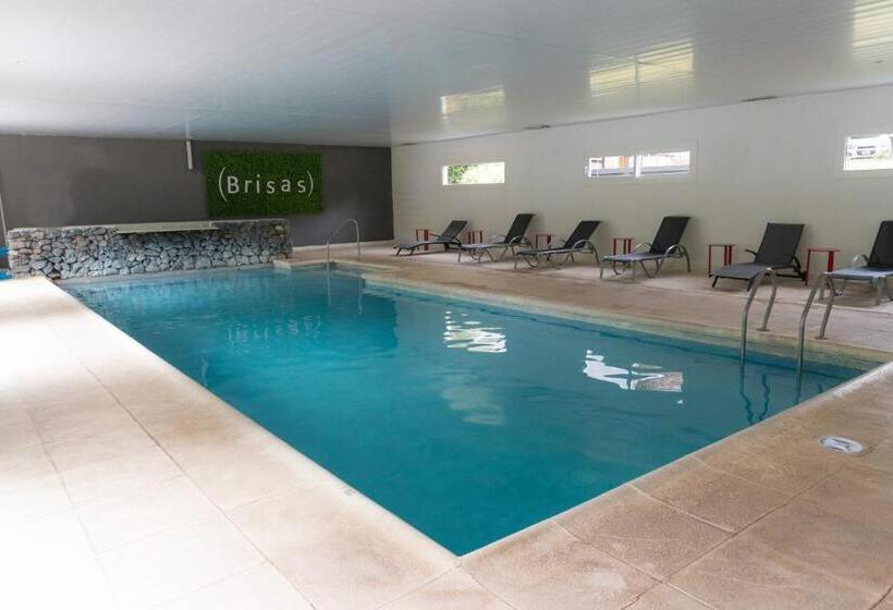 هتل Brisas Serranas