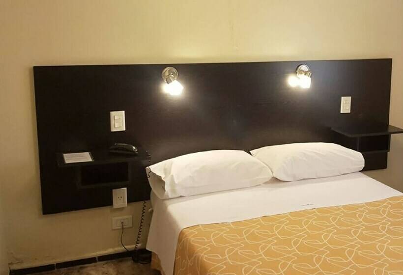 בית מלון כפרי Castelar