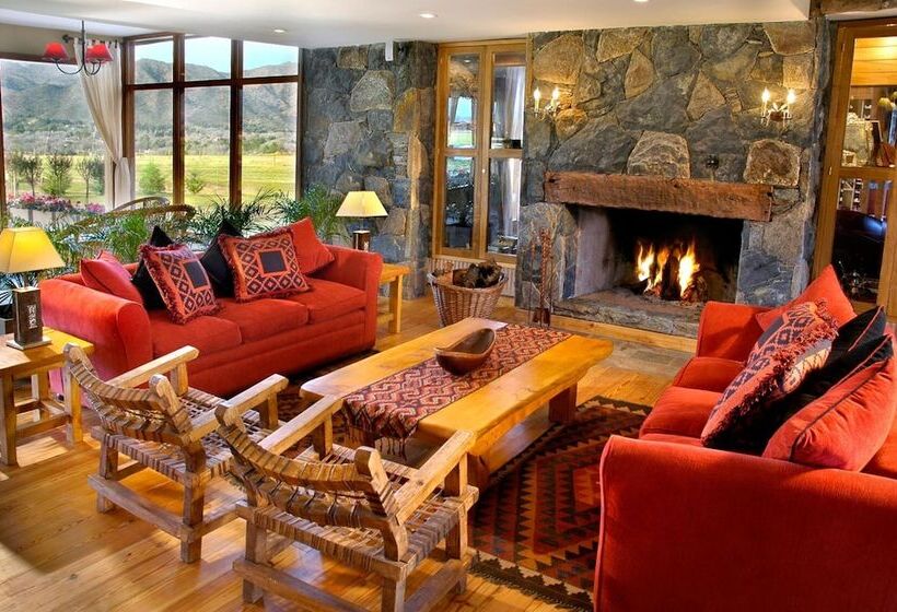 فندق Chamonix Posada & Spa Habitaciones Dentro De La Posada O Loft Con Hidromasaje Y Apartamentos A 300 M