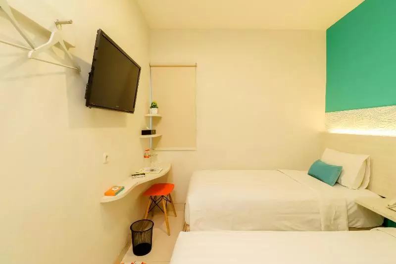 ホテル Makassar Beach Inn