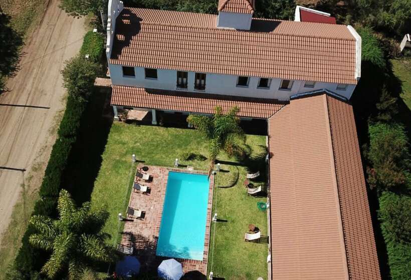 בית מלון כפרי Posada La Candela