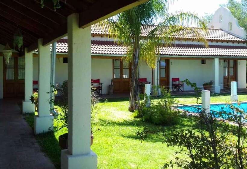 בית מלון כפרי Posada La Candela