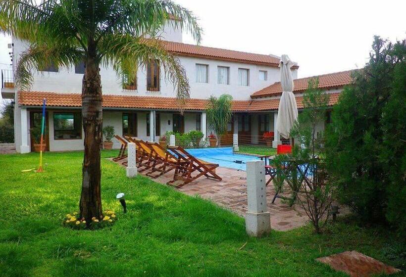 בית מלון כפרי Posada La Candela