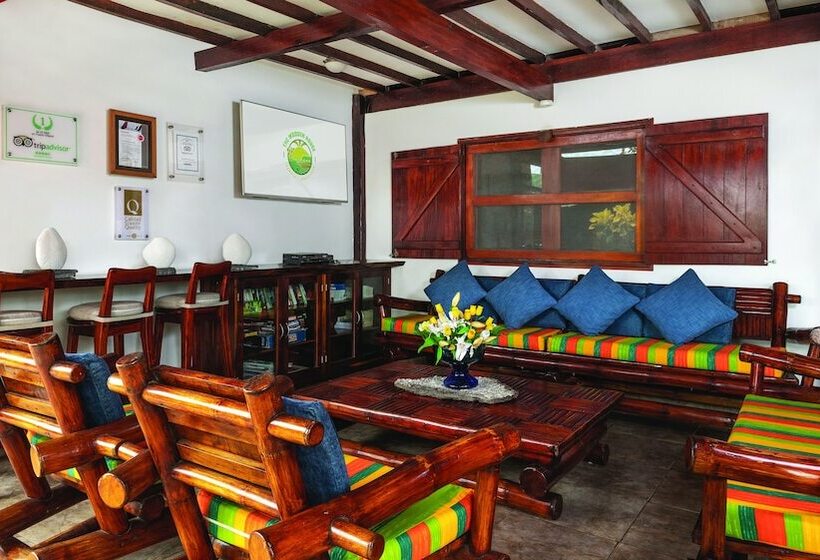 فندق The Wooden House