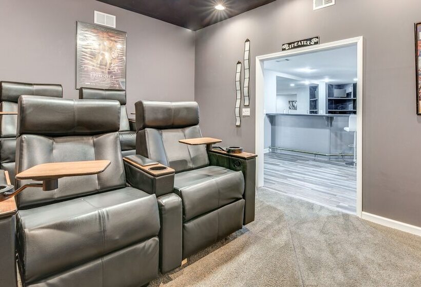 Canton Home W/ Private Pool + Screened Patio!