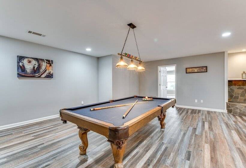 Canton Home W/ Private Pool + Screened Patio!