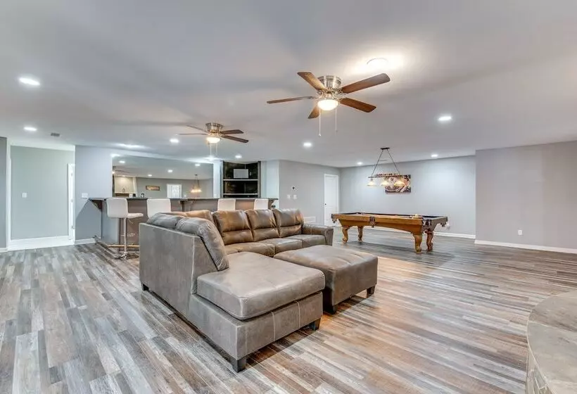 Canton Home W/ Private Pool + Screened Patio!