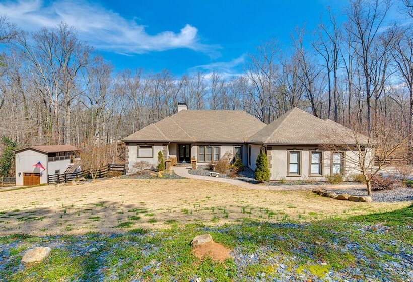 Canton Home W/ Private Pool + Screened Patio!