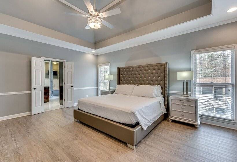 Canton Home W/ Private Pool + Screened Patio!