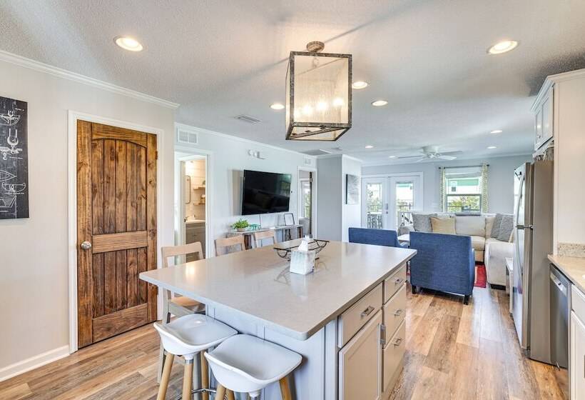 Cape San Blas Home W/ Pool Access: Walk To Beach!