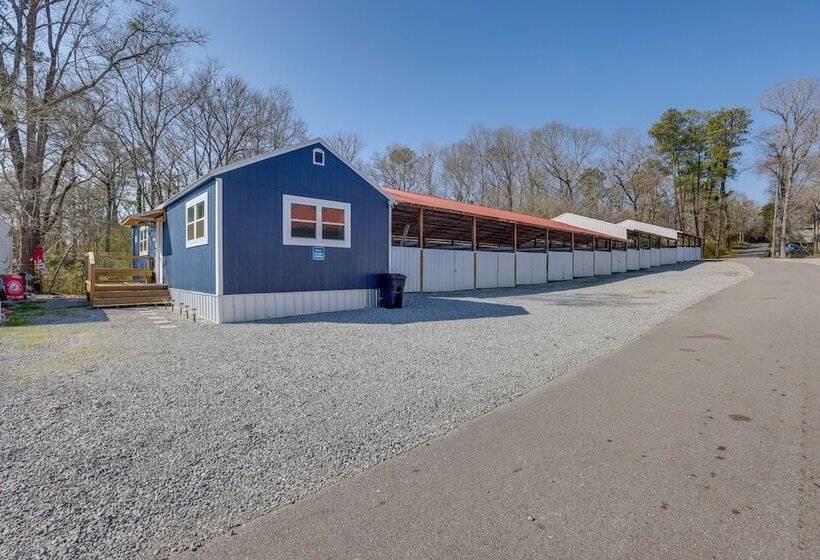 Charming Cottage At Waxahatchee Creek & Marina!