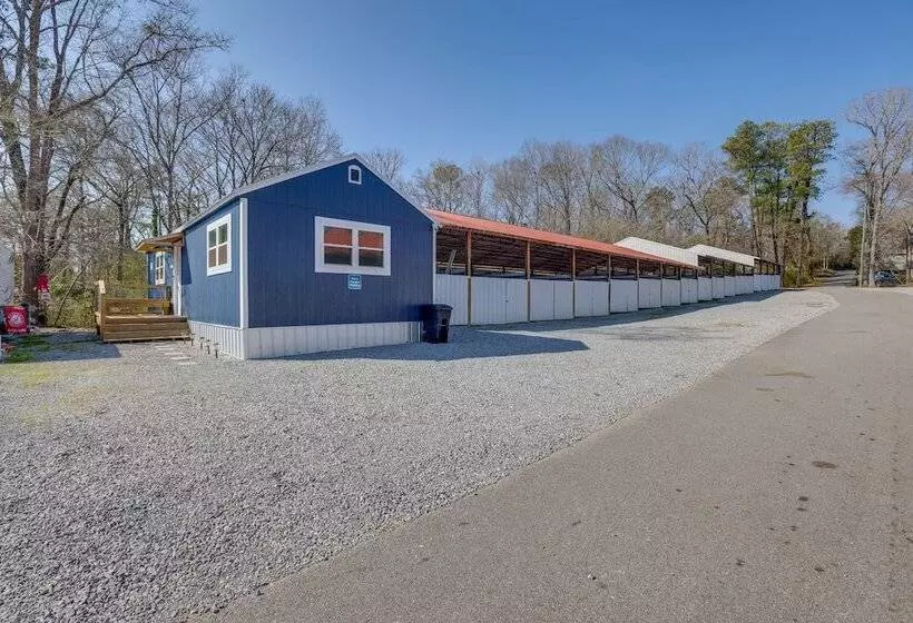 Charming Cottage At Waxahatchee Creek & Marina!