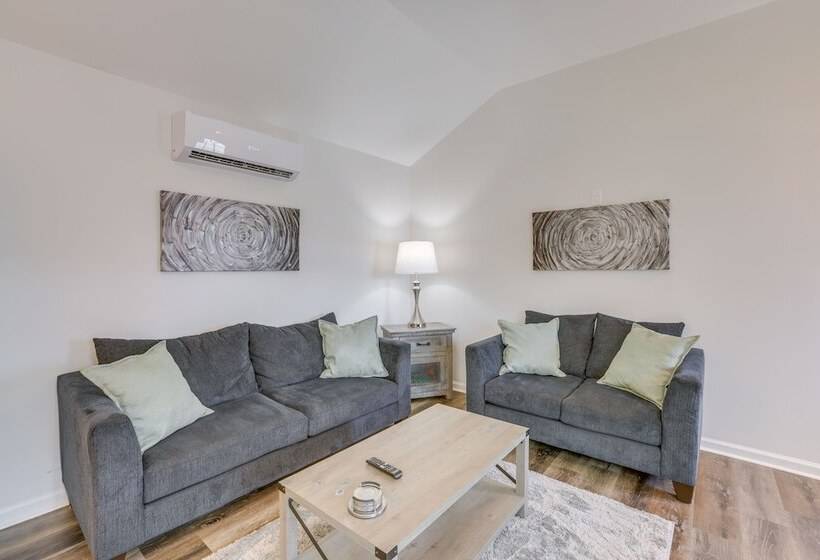 Charming Cottage At Waxahatchee Creek & Marina!