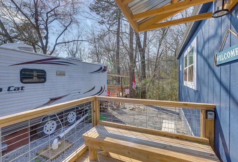 Charming Cottage At Waxahatchee Creek & Marina!