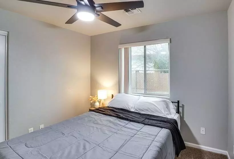 Snowbird Arizona Retreat W/ Fire Pit!