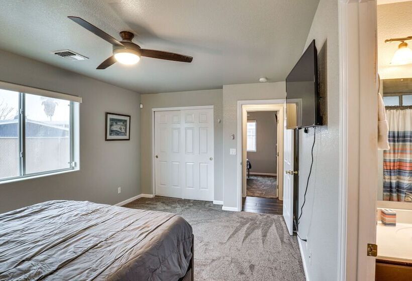 Snowbird Arizona Retreat W/ Fire Pit!