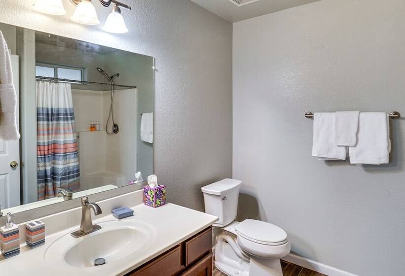 Snowbird Arizona Retreat W/ Fire Pit!