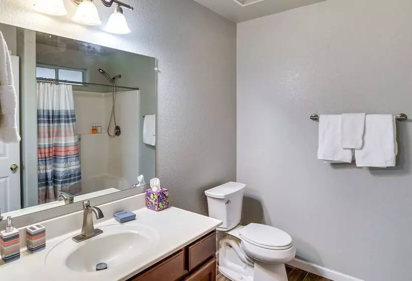 Snowbird Arizona Retreat W/ Fire Pit!