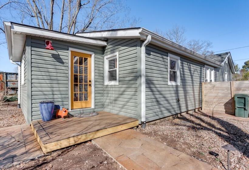 Fayetteville Home W/ Patios Near Town & University