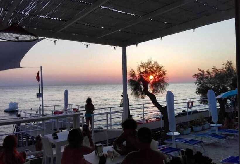 ホテル Albergo Miramare Gallipoli