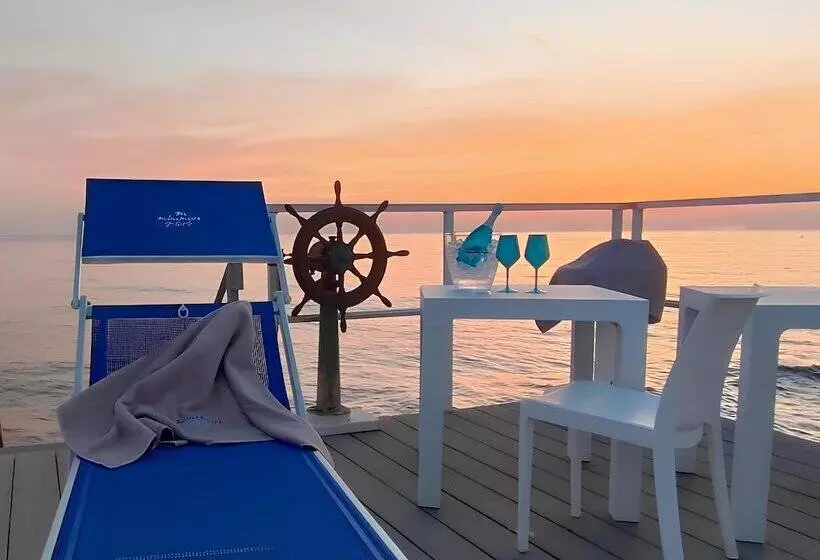 ホテル Albergo Miramare Gallipoli