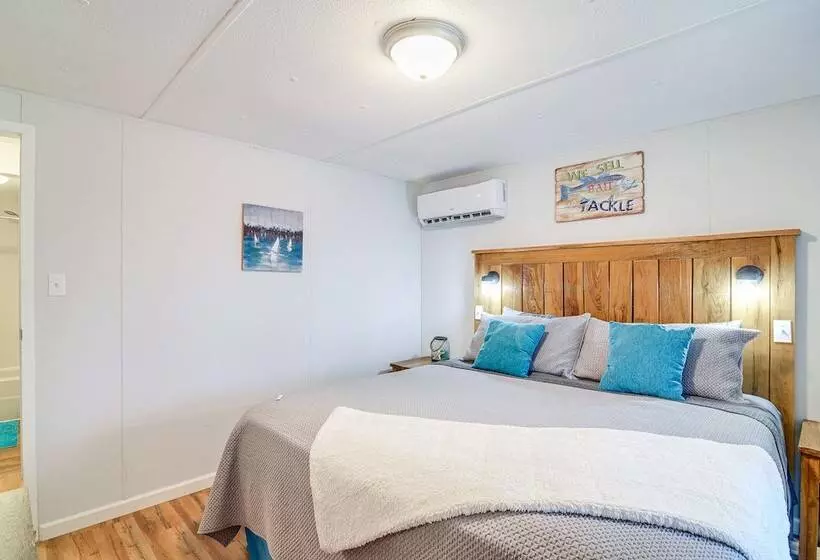 Monticello Home W/ Deck & Fire Pit < 1 Mi To Water