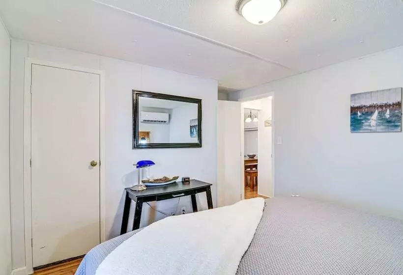 Monticello Home W/ Deck & Fire Pit < 1 Mi To Water