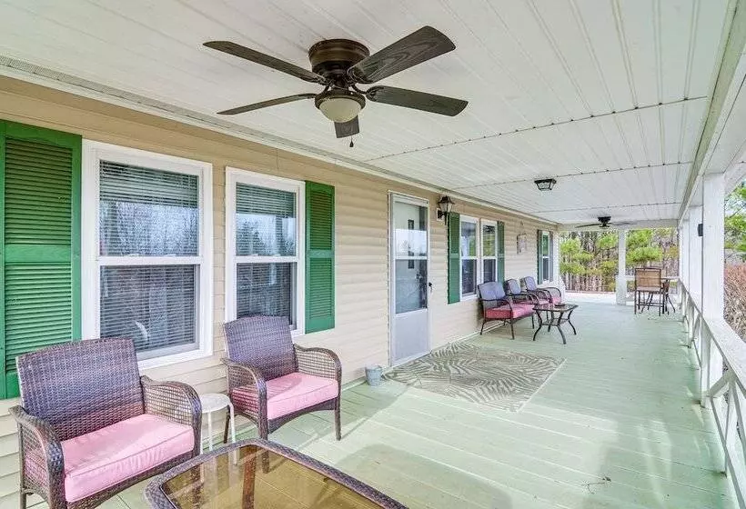 Monticello Home W/ Deck & Fire Pit < 1 Mi To Water