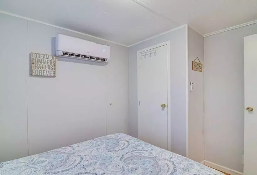 Monticello Home W/ Deck & Fire Pit < 1 Mi To Water