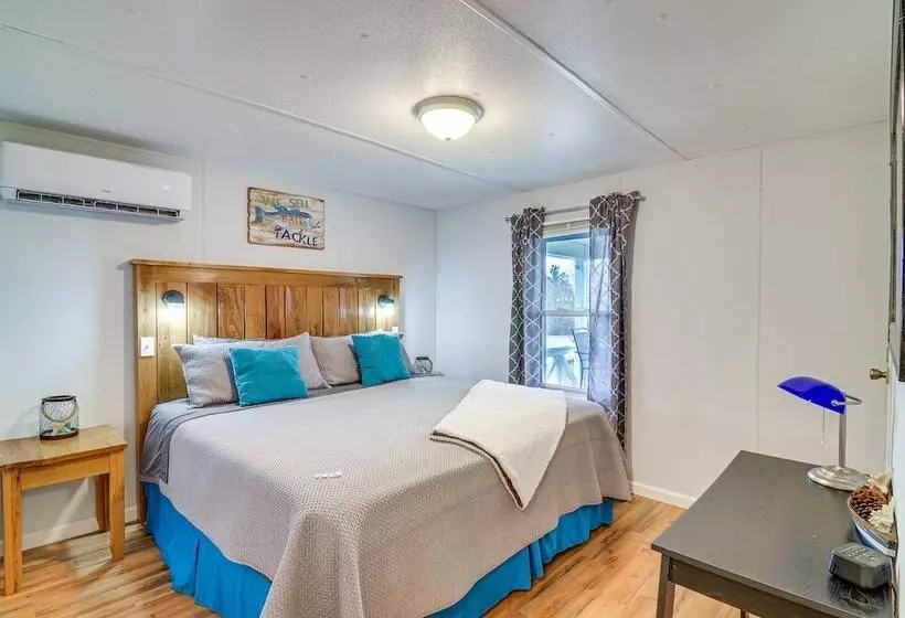 Monticello Home W/ Deck & Fire Pit < 1 Mi To Water