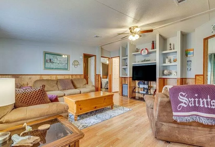 Pensacola Home W/ Private Dock   7 Mi To Beaches