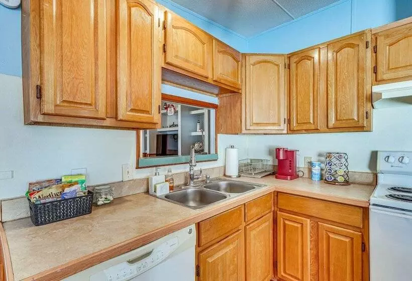 Pensacola Home W/ Private Dock   7 Mi To Beaches