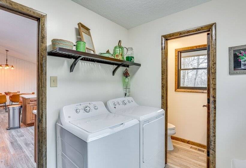 The Duck Farm Sugar Tree Hideaway W/ Yard!