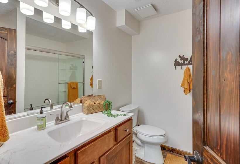 The Duck Farm Sugar Tree Hideaway W/ Yard!