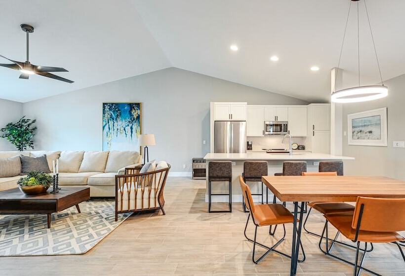 Bonita Springs Beach House < 2 Mi To Ocean!