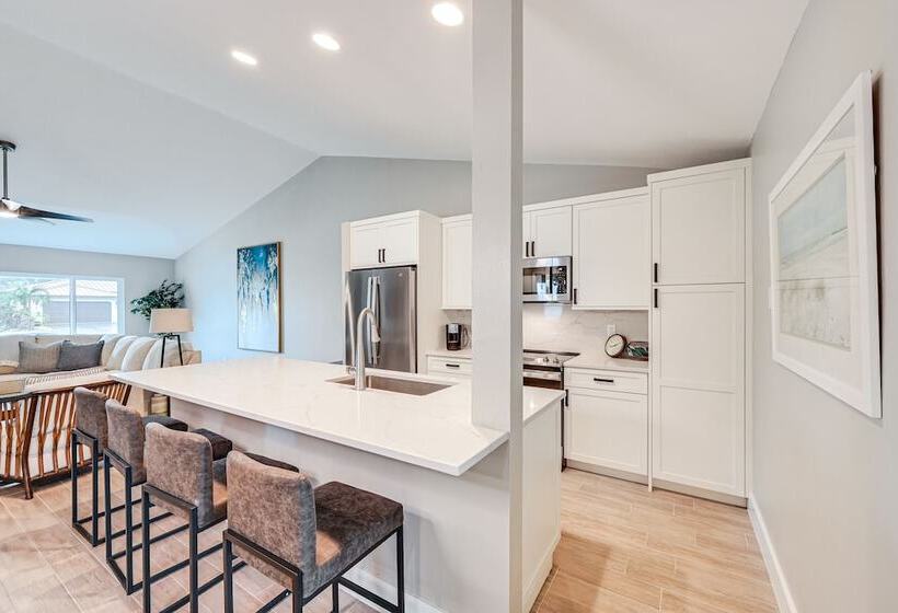 Bonita Springs Beach House < 2 Mi To Ocean!