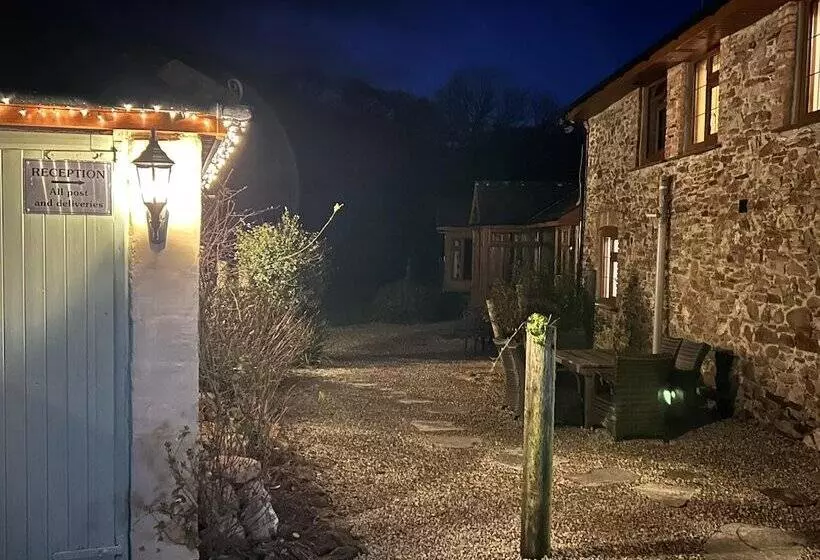 Charming 1 Bed Cottage In Liskeard Cornwall